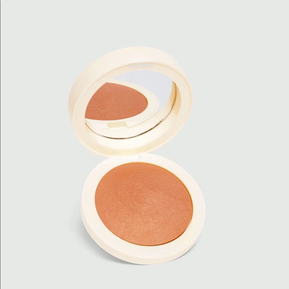 Limited Edition Heaven’s Glow Radiant Veil Blush in Persimmon + Promo Tote Bag